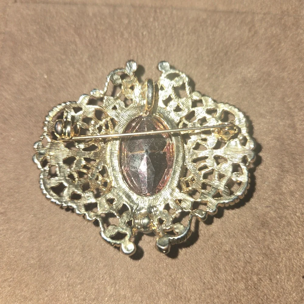 Vintage Czech Gold Tone Filigree Faux‎ Amethyst Brooch / Pendant Victorian Style
